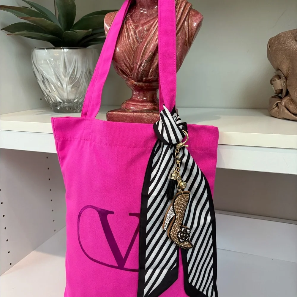 NEW 3-piece bundle | Valentino Pink Tote w multi scarf + SJP Crossbody Strap - Picture 2 of 8